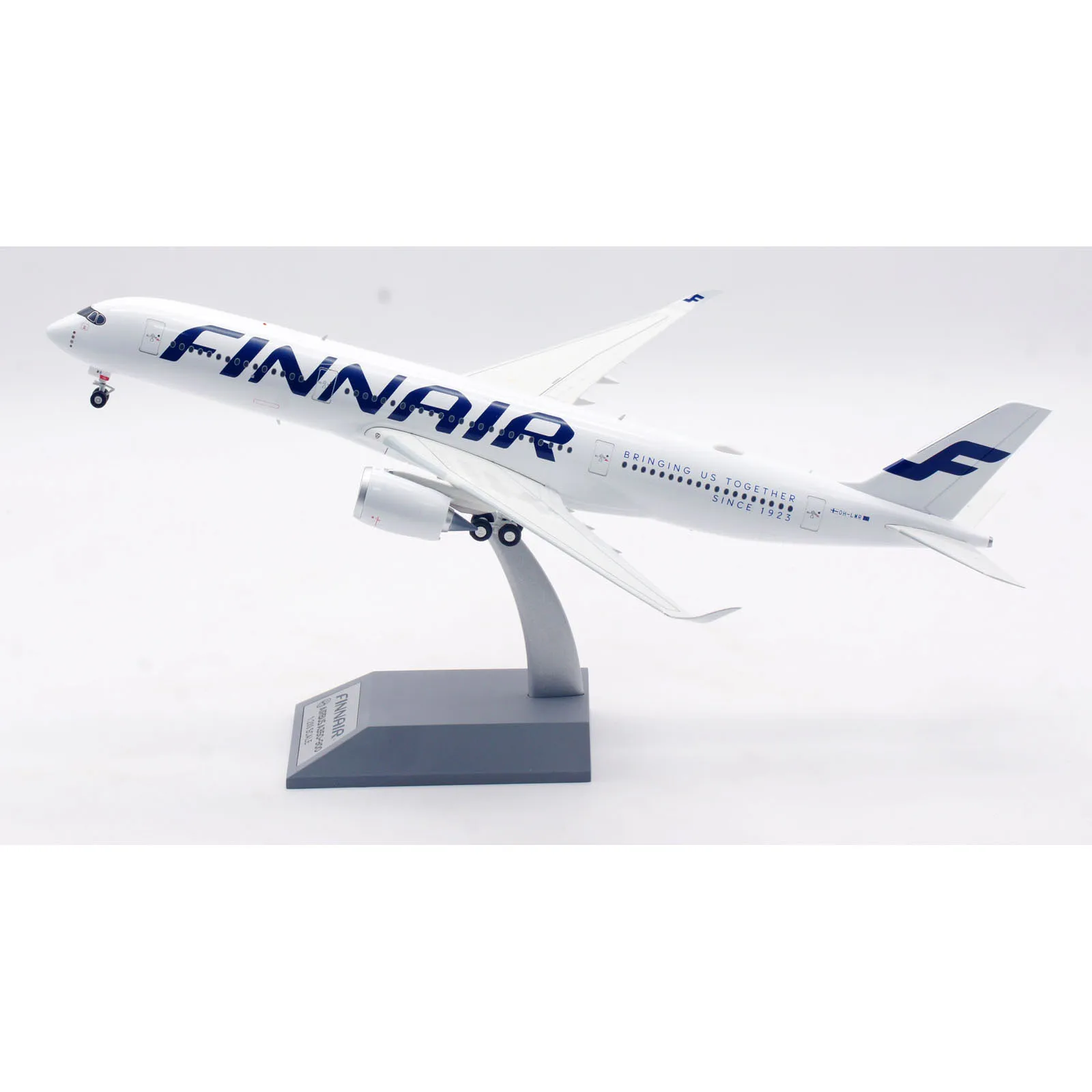 IF359AY0524 Alloy Collectible Plane Gift INFLIGHT 1:200 Finnair Airbus A350-900 Diecast aircraft Jet Model OH-LWR With Stand