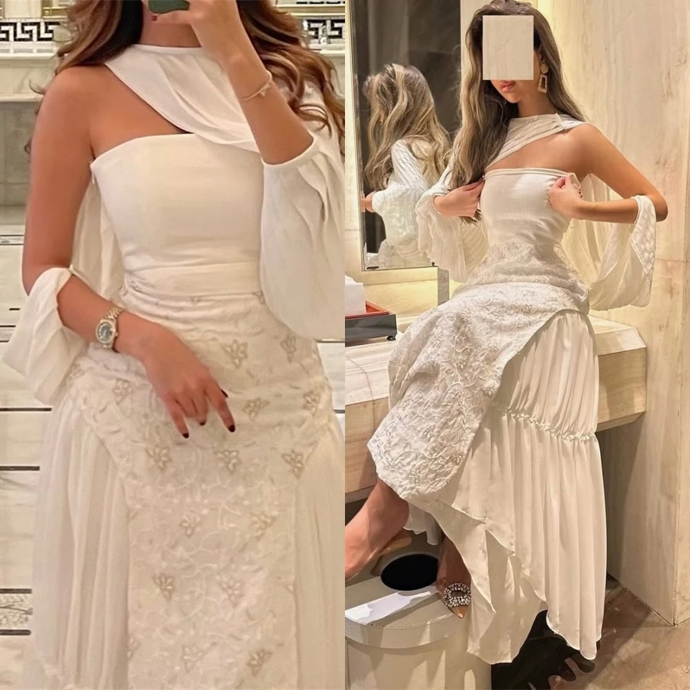 Maßgeschneidertes, zartes, trägerloses Jersey-Abendkleid, elegantes, ärmelloses Ballkleid, modernes Heimkehrkleid mit Schleppe