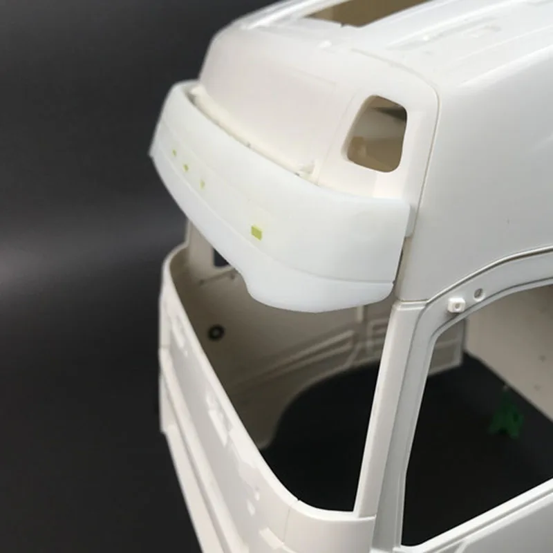 1:14th Scale Plastic Sun Visor with Lights for Tamiya RC Truck VOLVO FH16 750 56360