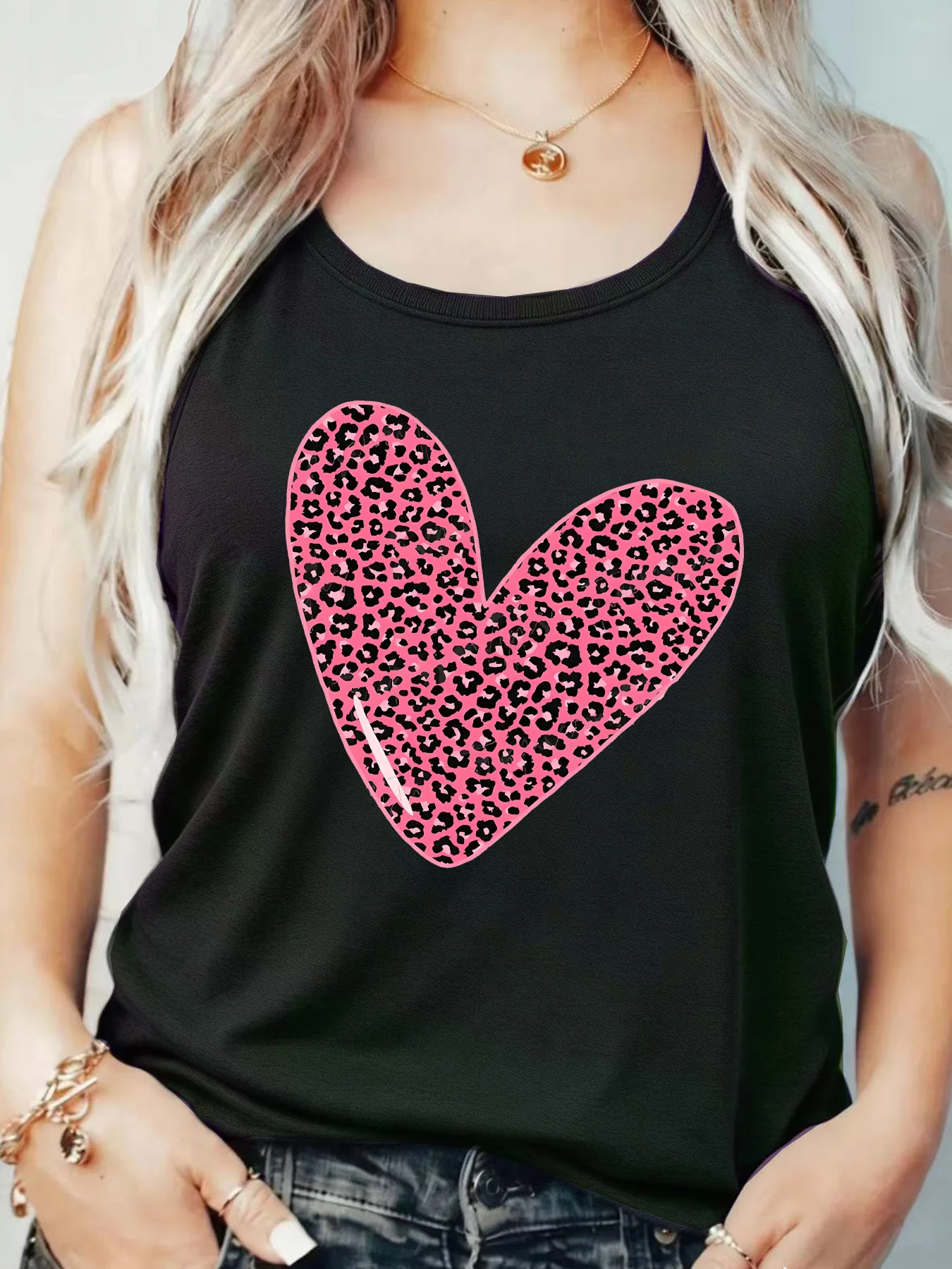 

Loose Fit Printed Pocket T-Shirt for Women with Ribbed Collar round Neck 1-8XL plus Size Comfortable Casual Vest