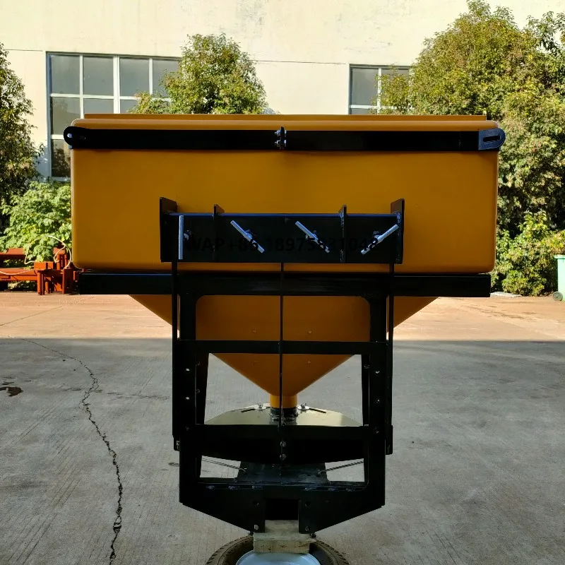 Snow melting agent spreader, small car spreader, snow and ice road snow clearing equipment, road salt sprinkling equipment