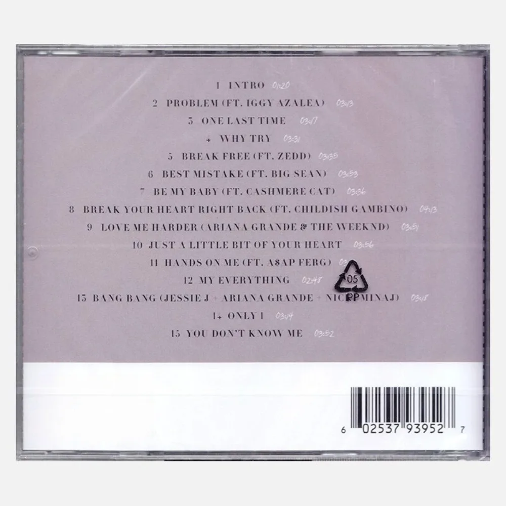 قرص أريانا غراندي My Everything - ألبوم بوب مميز مع غناء قوي للمعجبين والمجموعة