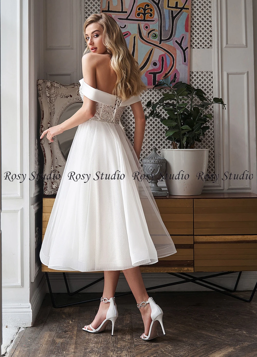 Charming Off-shoulder Tea Length Cocktail Dresses Delicate Beaded A-line Prom Gown Custom Made Corset Party Wear