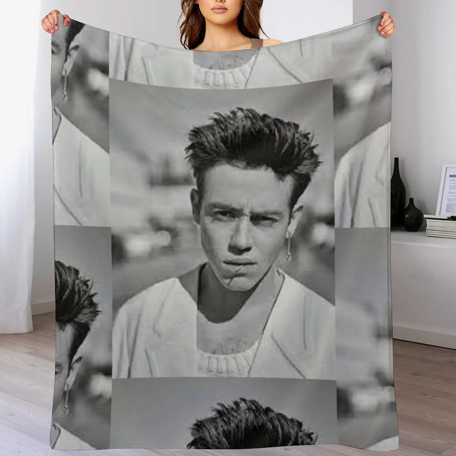 

ETHAN cutkosky Throw Blanket Spring Fall Cozy Throw Blanket for Couch