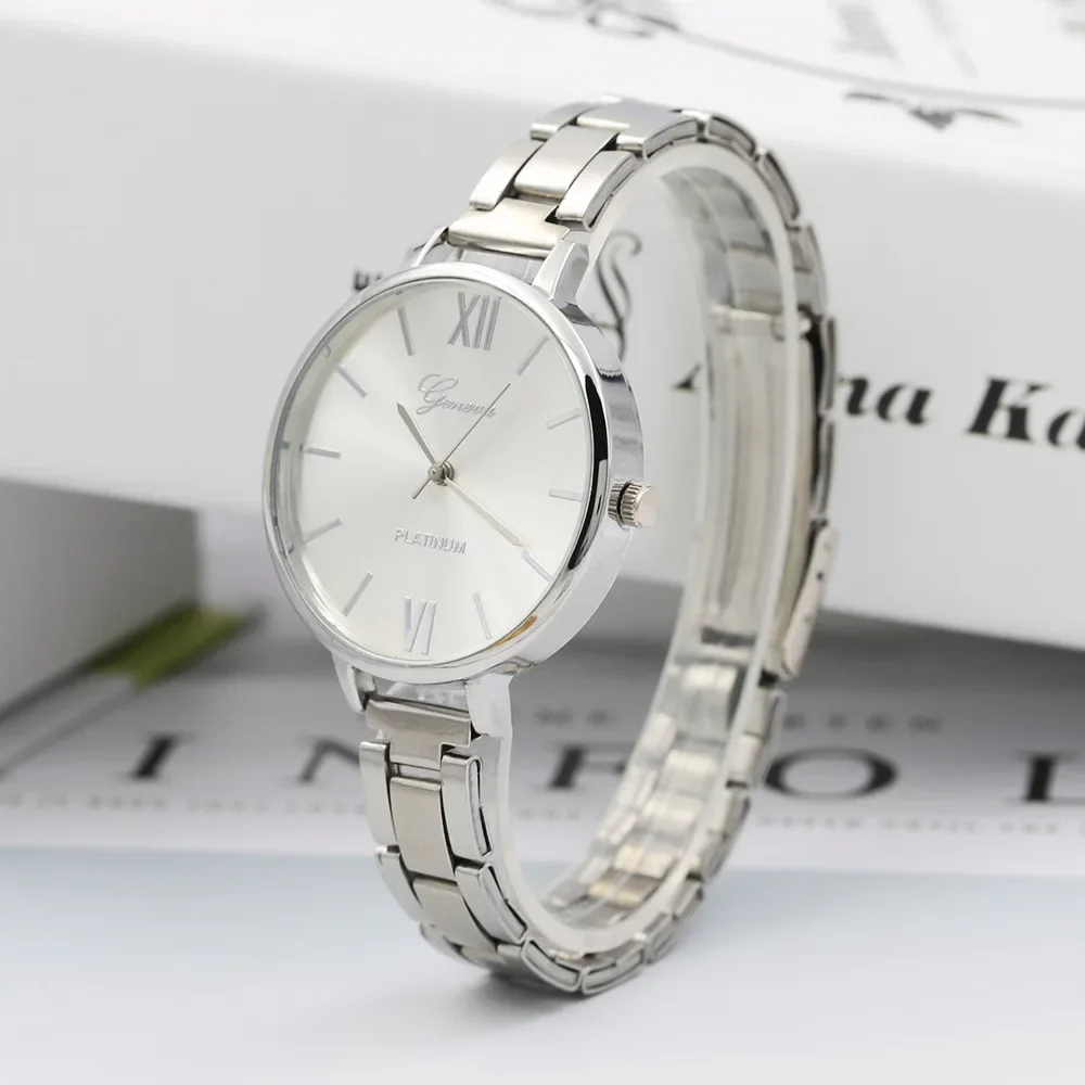 Relógio Quartz de Correia Pequena Feminina, Relógio de Pulso Feminino, Relógio Elegante Feminino, Relógios de Lazer, Pulseira Dourada, Popular, Hora, Senhoras