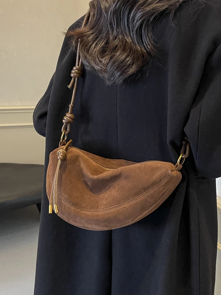 Petit sac rétro en daim pour femme, sac messager, nouveau sac ChimDumpling, original et à la mode, 2024