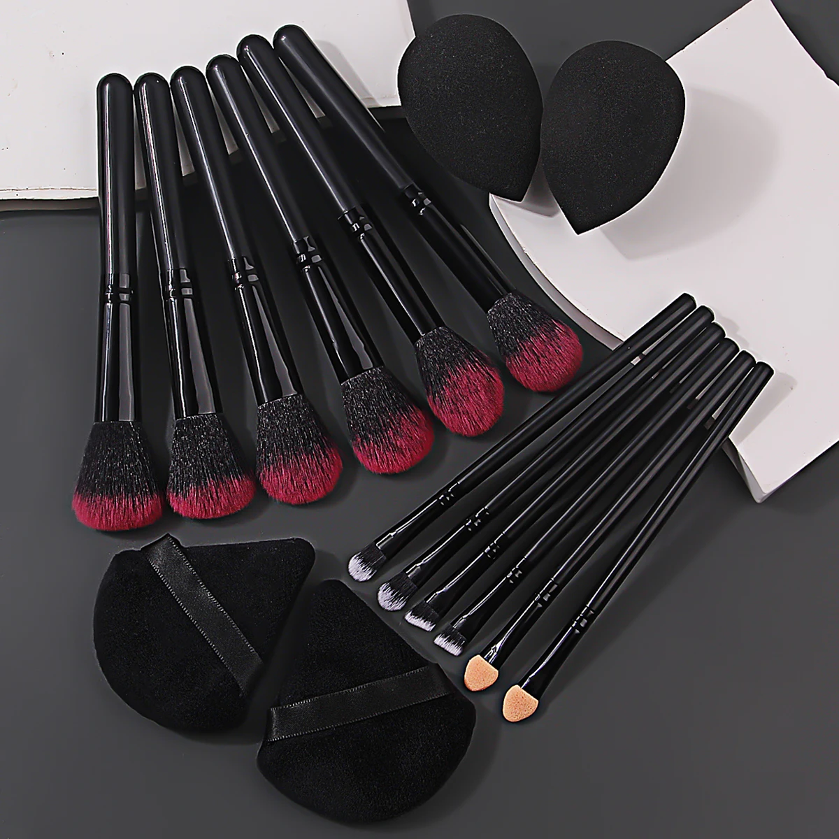 16 STKS Blush borstel, spons oogschaduw borstel, eyeliner borstel, make-up borstel set & Zachte make-up spons, ei poederdons
