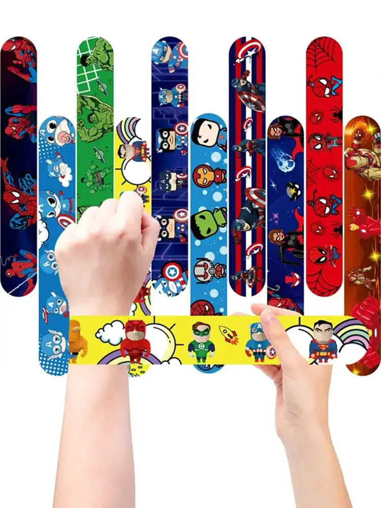 12 pièces un ensemble super héros spiderman hulk Captain America Iron Man Slap Bracelet décoration de fête d'anniversaire papa cercle cadeau