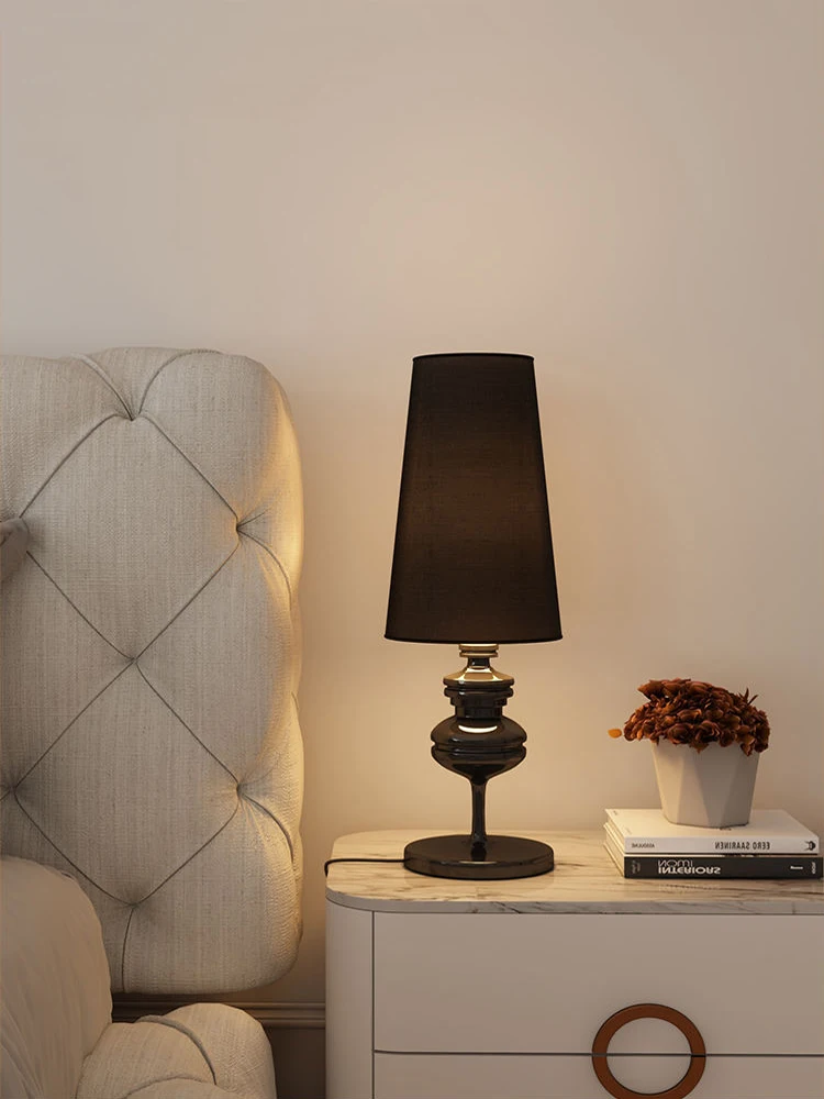 

Simple and cozy bedroom bedside lamp Study Reading Table Lamp living room decoration lighting hotel room guard desk lamp