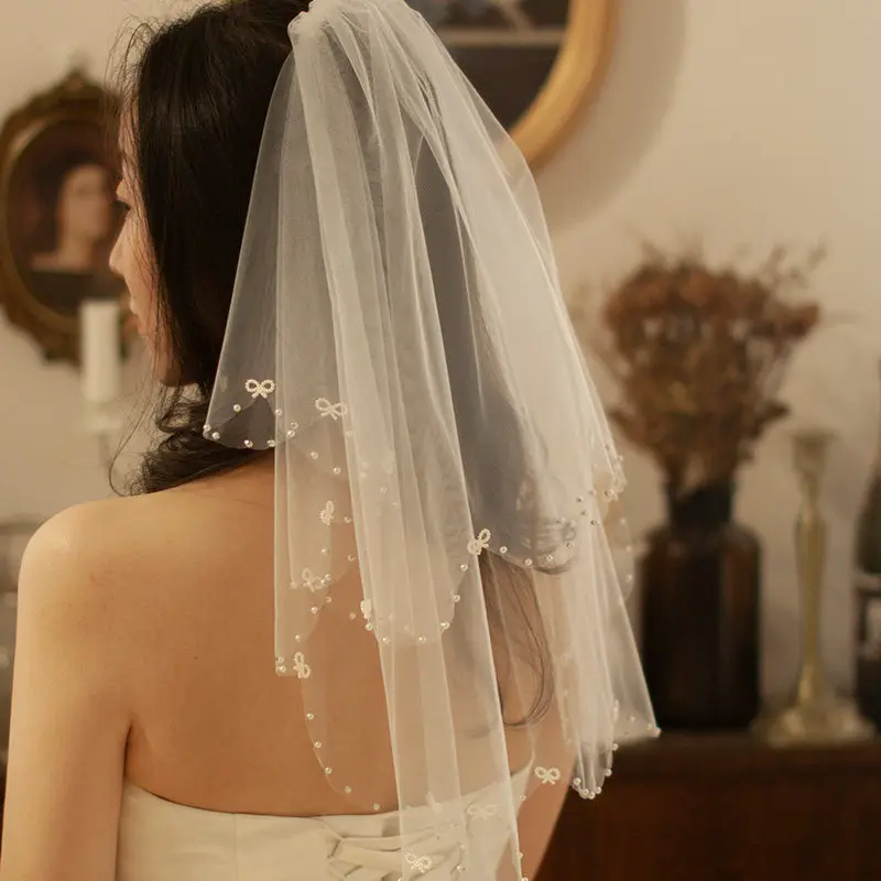 Stunning Ivory Short Wedding Veil with Pearls Bows Bridal Veil with Comb Short Veil