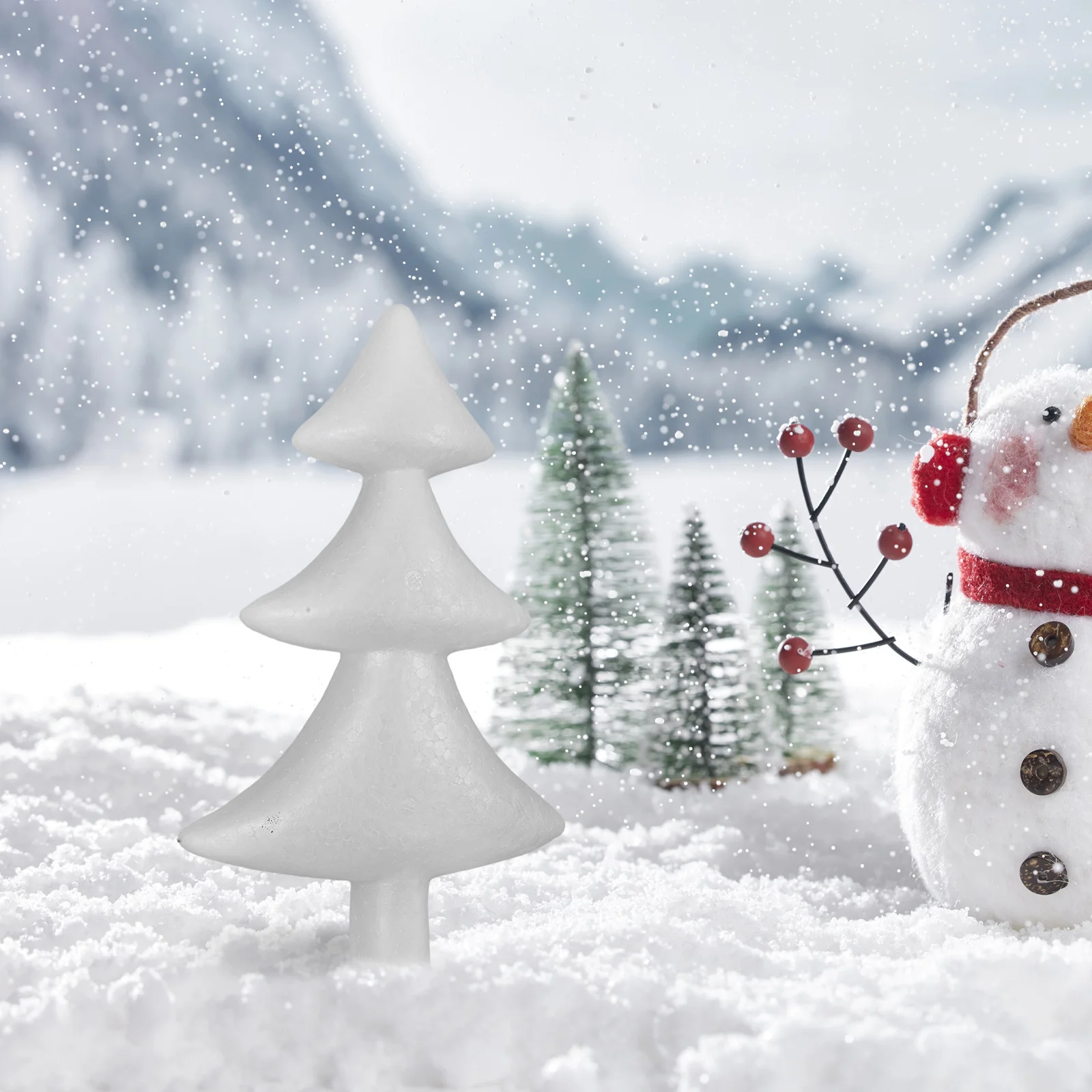 

8Pcs Foam Tree Decor: 27Cm Half Christmas Trees for DIY Crafts - Realistic Snowy Scene Home Party Decoration Supplies