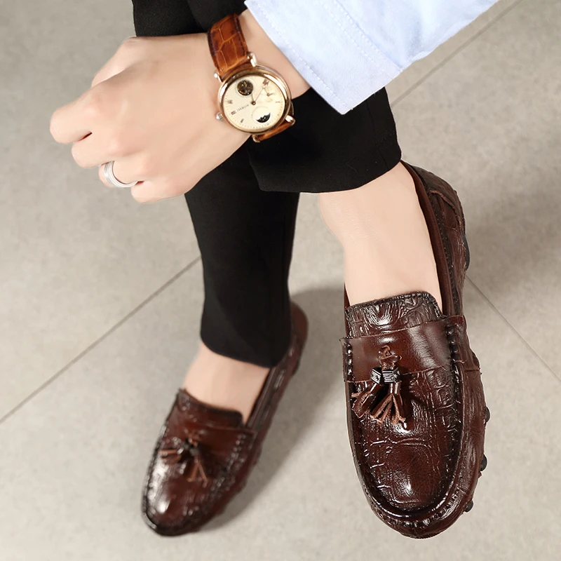 Men Comfortable Casual Leather Shoes Brand Crocodile Pattern Oxfords Driving Shoes Men Loafers Shoes Men New Italian Tassel Shoe