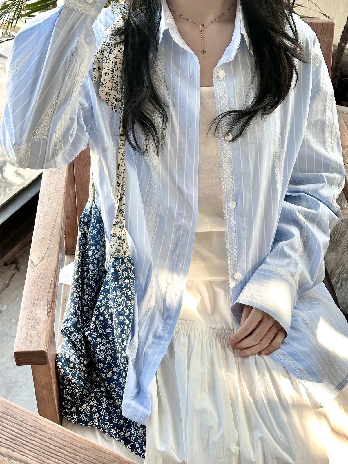 

Slimming Effect Loose Women's Shirt Blue White Lace Stripes Lazy Style Long Sleeve Collar Cotton 100% Business Casual