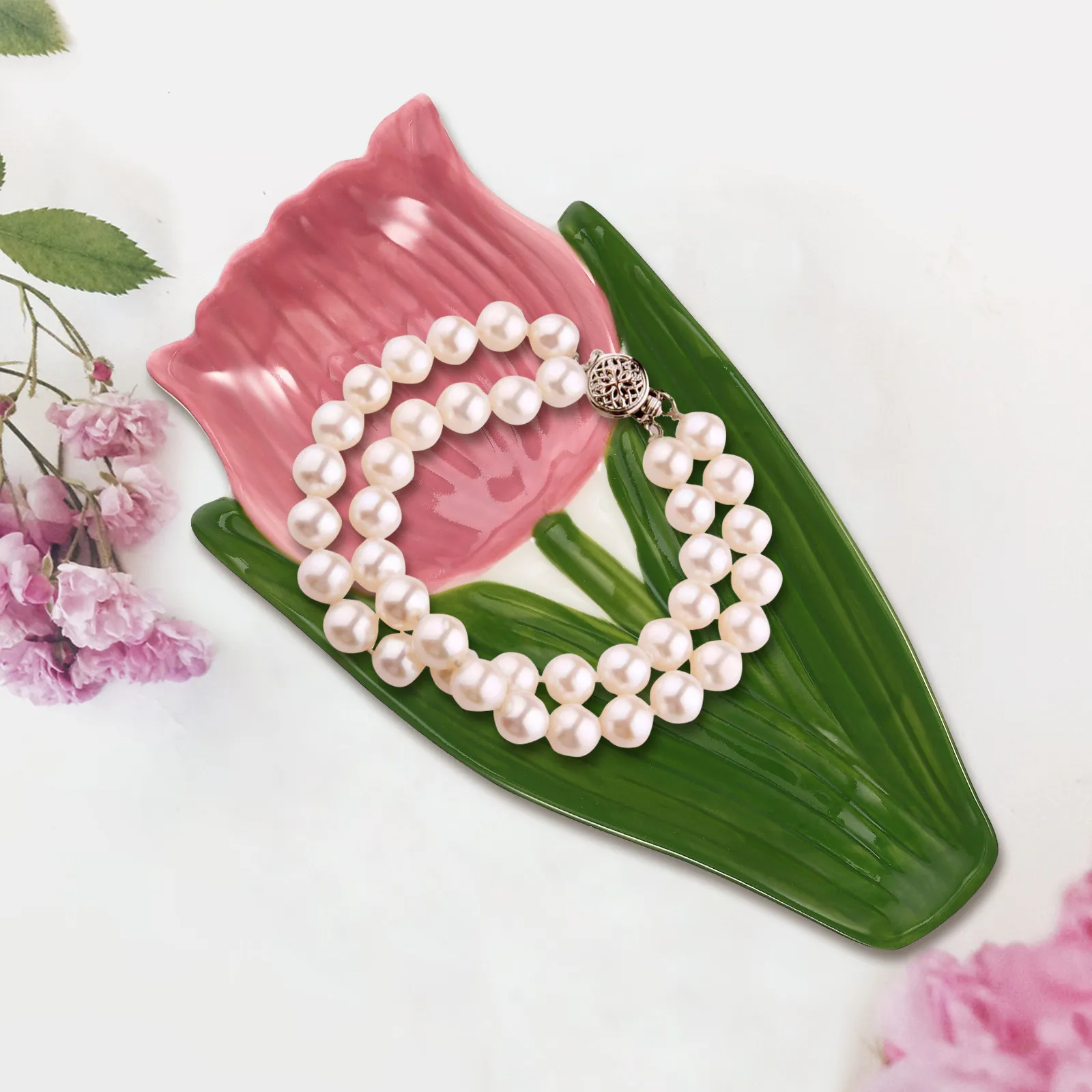 

Керамическая подставка для украшений в форме тюльпана, элегантный настольный органайзер, тарелка для хранения колец, серег, помады и мелочей