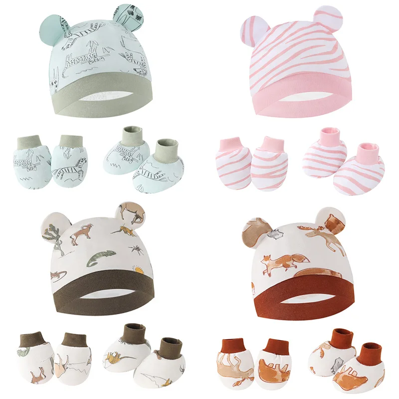 

Newborn Bonnet Gloves Sock Set 3Pcs Cotton Baby Hat Cute Print Ear Shape Beanie Photography Props Infant Accessories Shower Gift