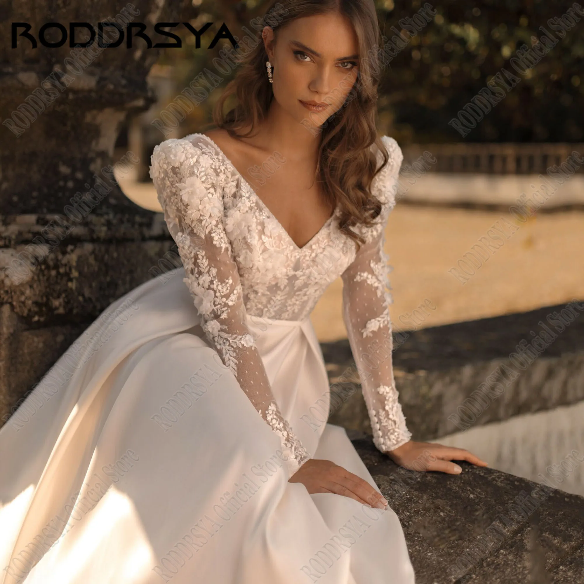 RODDRSYA Vintage ซาติน Gowns แต่งงานแขนยาวดูผ่านชุดเจ้าสาวสําหรับผู้หญิง Elegant A-Line ชุดแต่งงานที่กําหนดเอง