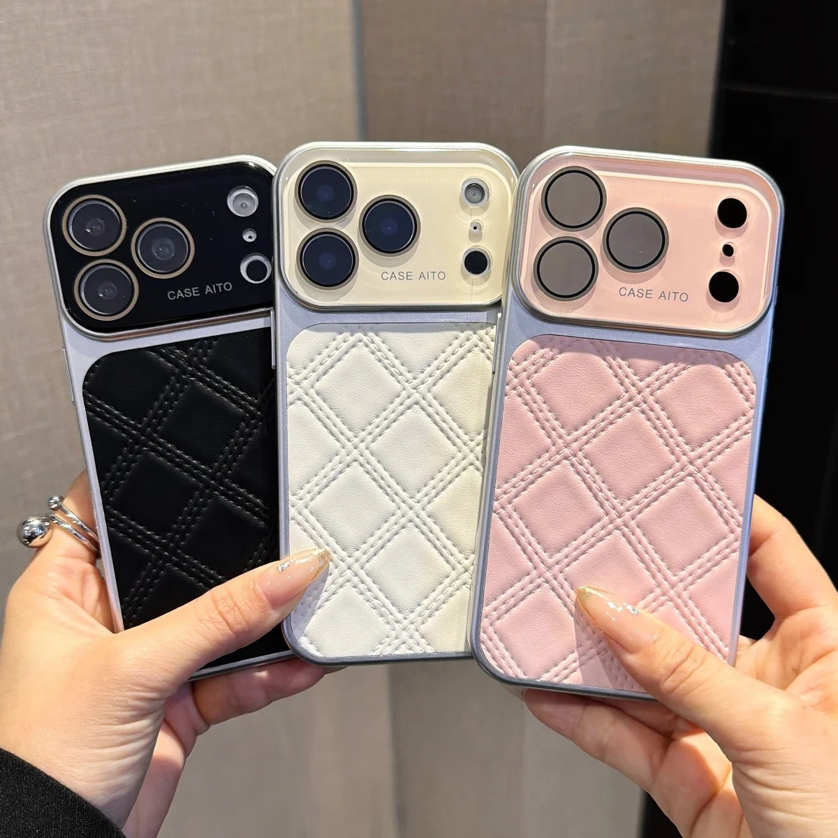 Luxuriöse Rhombus-Diamantgitter-Leder-Handyhülle für iPhone 17 16 15 14 13 Pro Max mit großem Fenster und stoßfestem Schutz