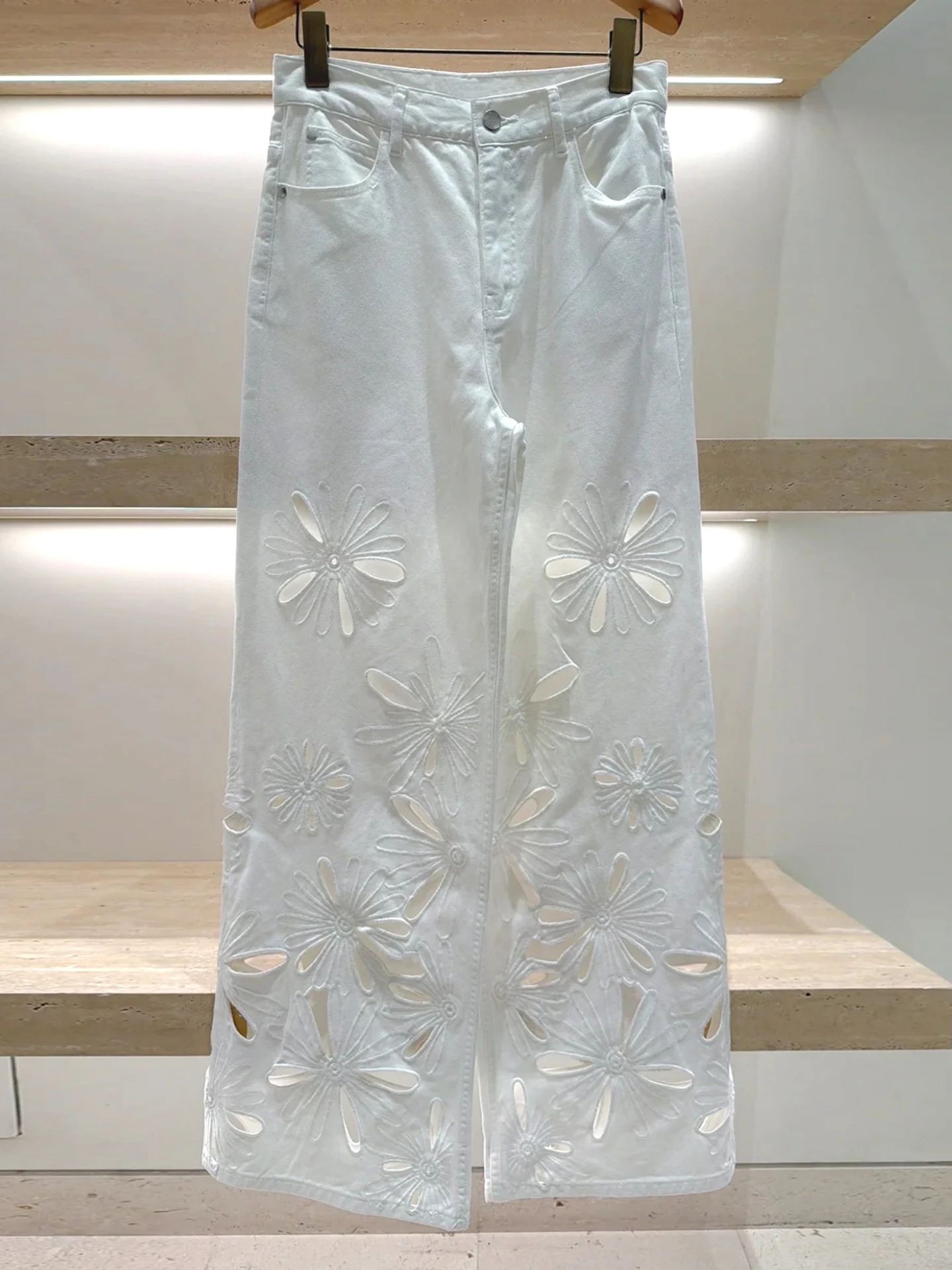 

Elegant Embroidered Hollow out Wide Leg Denim Jeans for Women High Waist Casual Style Machine Embroidery Spring Summer Fashion