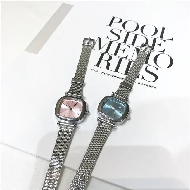 Compact Retro Art Women's Square Watch 2025 New Style Simple Design Steel Mesh Strap Customizable Fashion Accessory