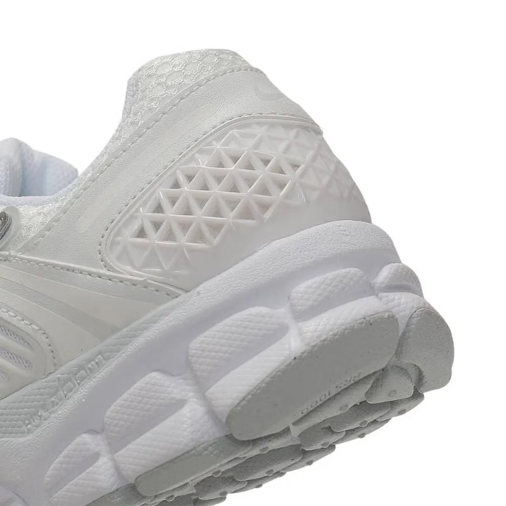 Nike W Nike Zoom Vomero 5 Anti-Slip, Durable, Cushioned, Stylish, Versatile Running Shoes HF7723-100