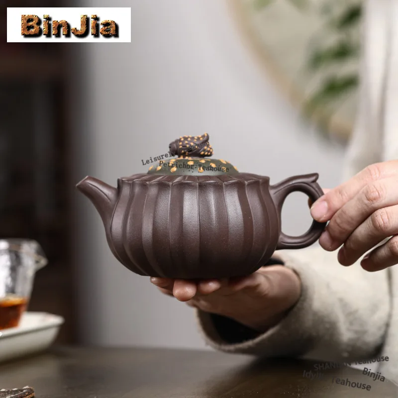 

330ml Exquisite Yixing Purple Clay Teapots Handmade Bee Green Chrysanthemum Petals Pot Raw Ore Purple Mud Kettle Zisha Tea Set