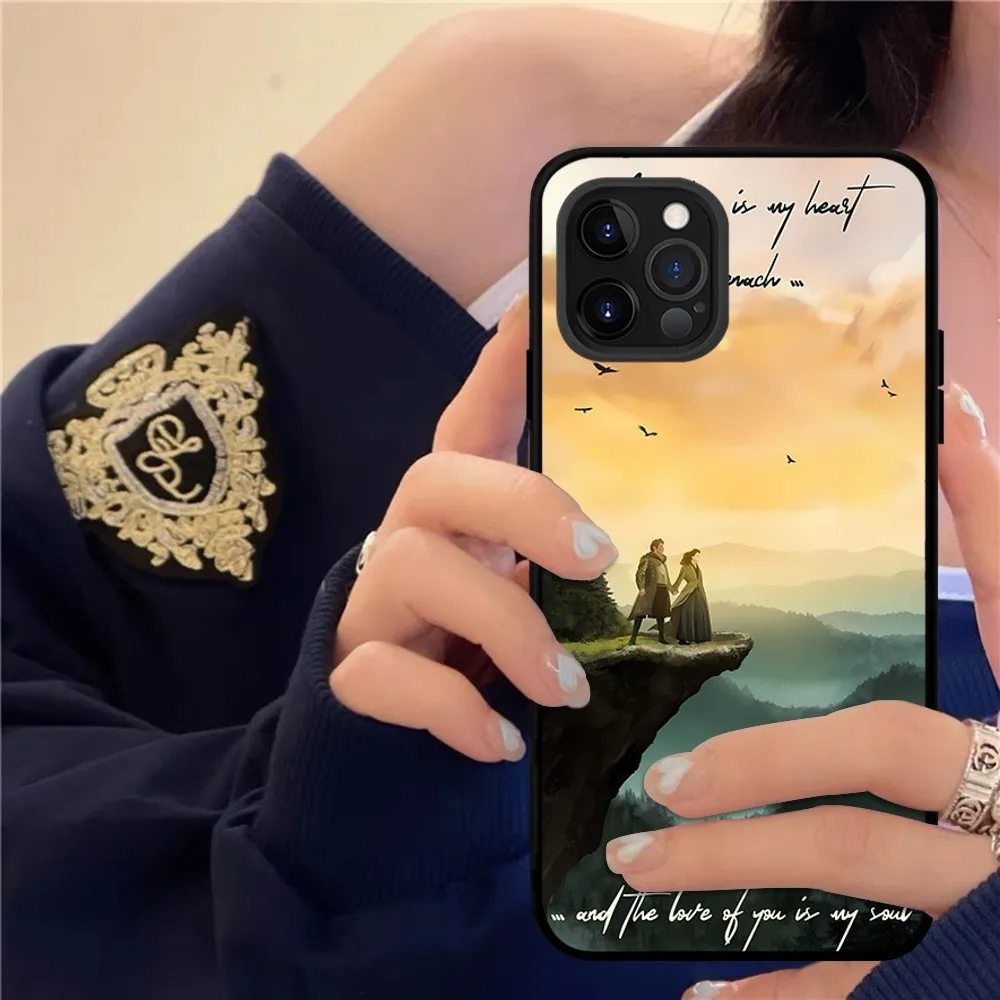 OUTLANDER TV Jamie Fraser Sassenach Phone Case For IPhone 15 8 7 6 6S Plus X SE 2020 XR XS 14 11 12 13 Mini Pro Max Mobile Case