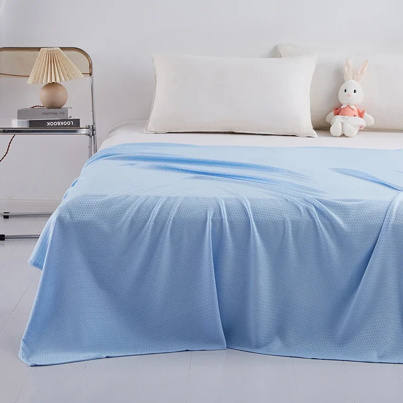 

100% Bamboo Fiber Air Condition Quilt Thin Diamond Grid Lightweight Breathable Summer Blanket Soft Skin-friendly Summer Duvet