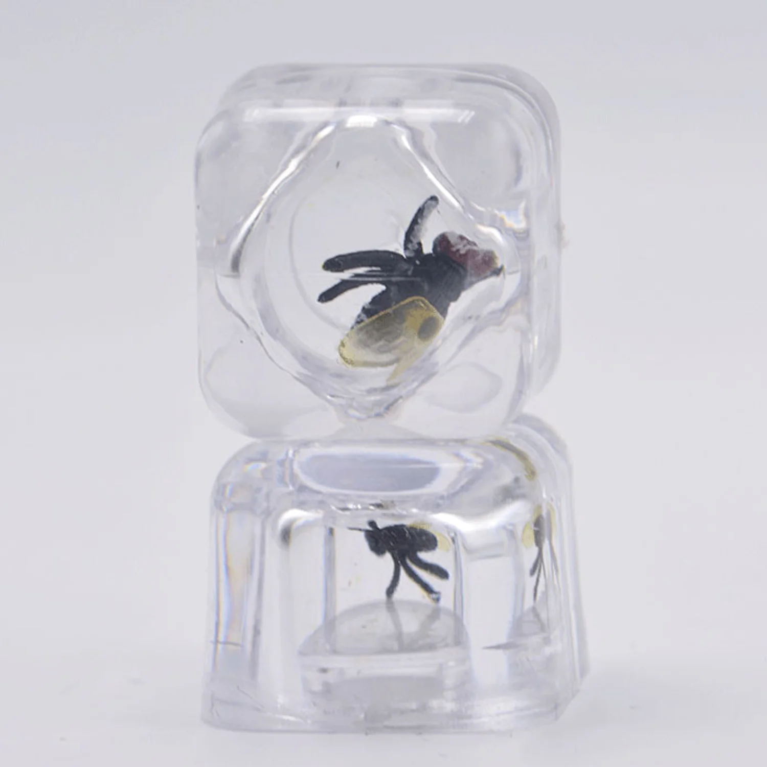 

Teasing toys, simulation ice worms, flies, caterpillars, pranks