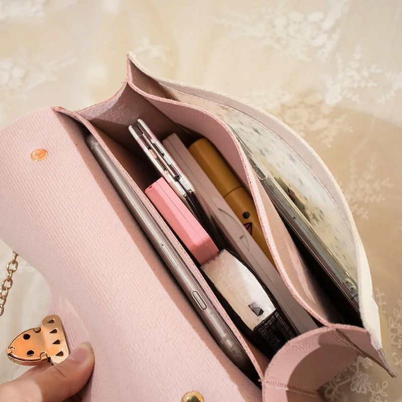 Crossbody-Tasche Kleine Einhorn-Umhängetasche für Mädchen Niedliche Handtasche mit Kette Messenger-Tasche für Teenager – Detail 3