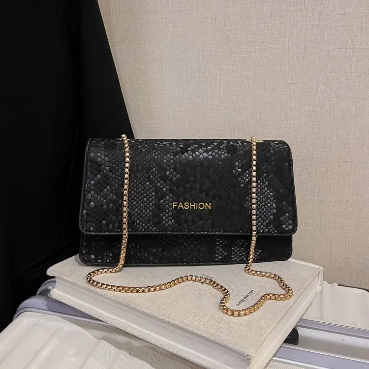 

2025 Winter 640 New Versatile Messenger Bag Small Square Bag Handbag Shoulder Bag Stylish and Simple