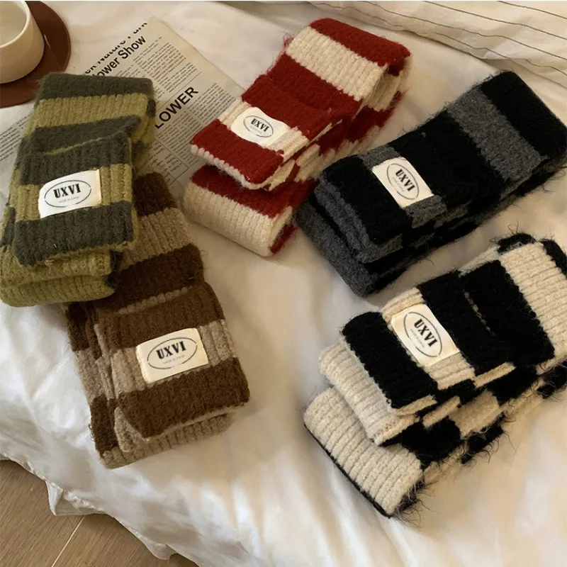 وشاح أنيق محبوك وشاح مخطط مقاوم للبرودة للاستخدام اليومي والأنشطة الشتوية الخارجية