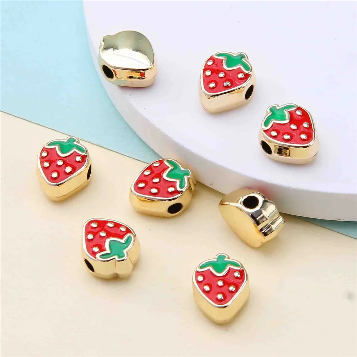 6pcs/lot 13*10mm enamel fruit strawberry beads, bracelet necklace bead accessories, DIY jewelry gifts