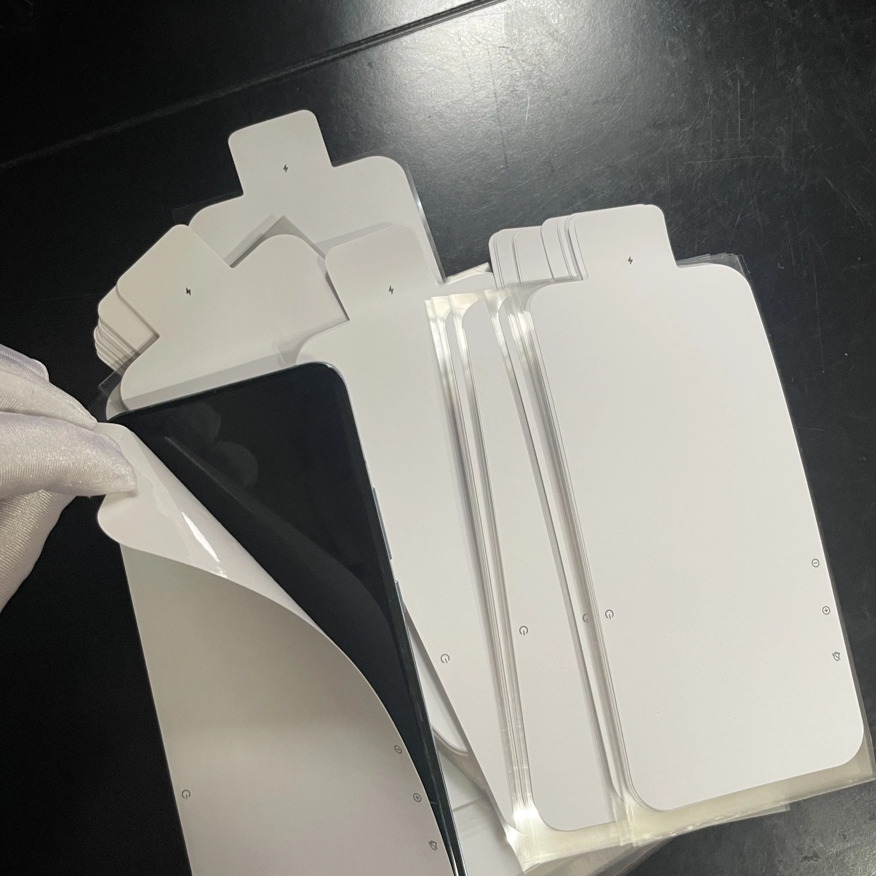 20PCS White Anti-Dust Screen Protector, New Phone Front Film For 17 16 15 Air Pro Max Plus, DIY Replacement Shipping Film