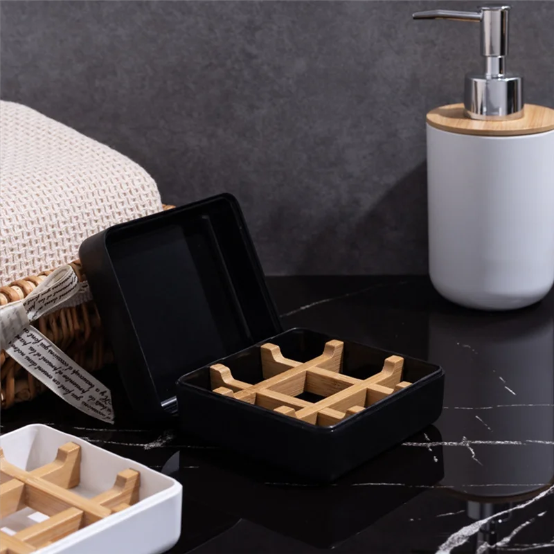 

AC23-2 Pack Бамбуковый чехол для мыльницы с крышкой и фиксирующей лентой, мыльница для ванной комнаты, портативный дорожный держатель для мыльницы, черный прочный