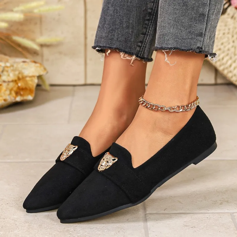 Ladies Flat Shoes Spring and Autumn Fashion Casual Flat-bottomed Baotou Pointed Suede Metal Decorative Shoes Plus Size 44