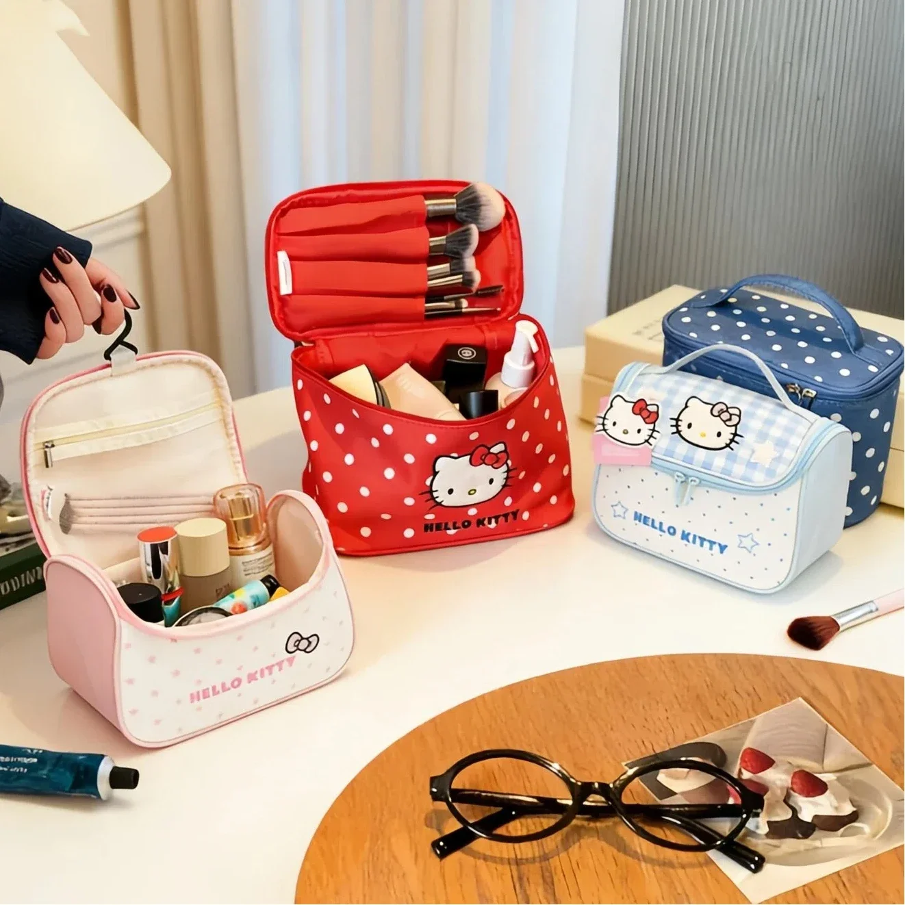 Anime Hello Kitty Cartoon Embroidered Kawaii Portable Toiletries Storage Bag Sweet Handbag Large Capacity Cosmetic Bag gifts - Detail 1