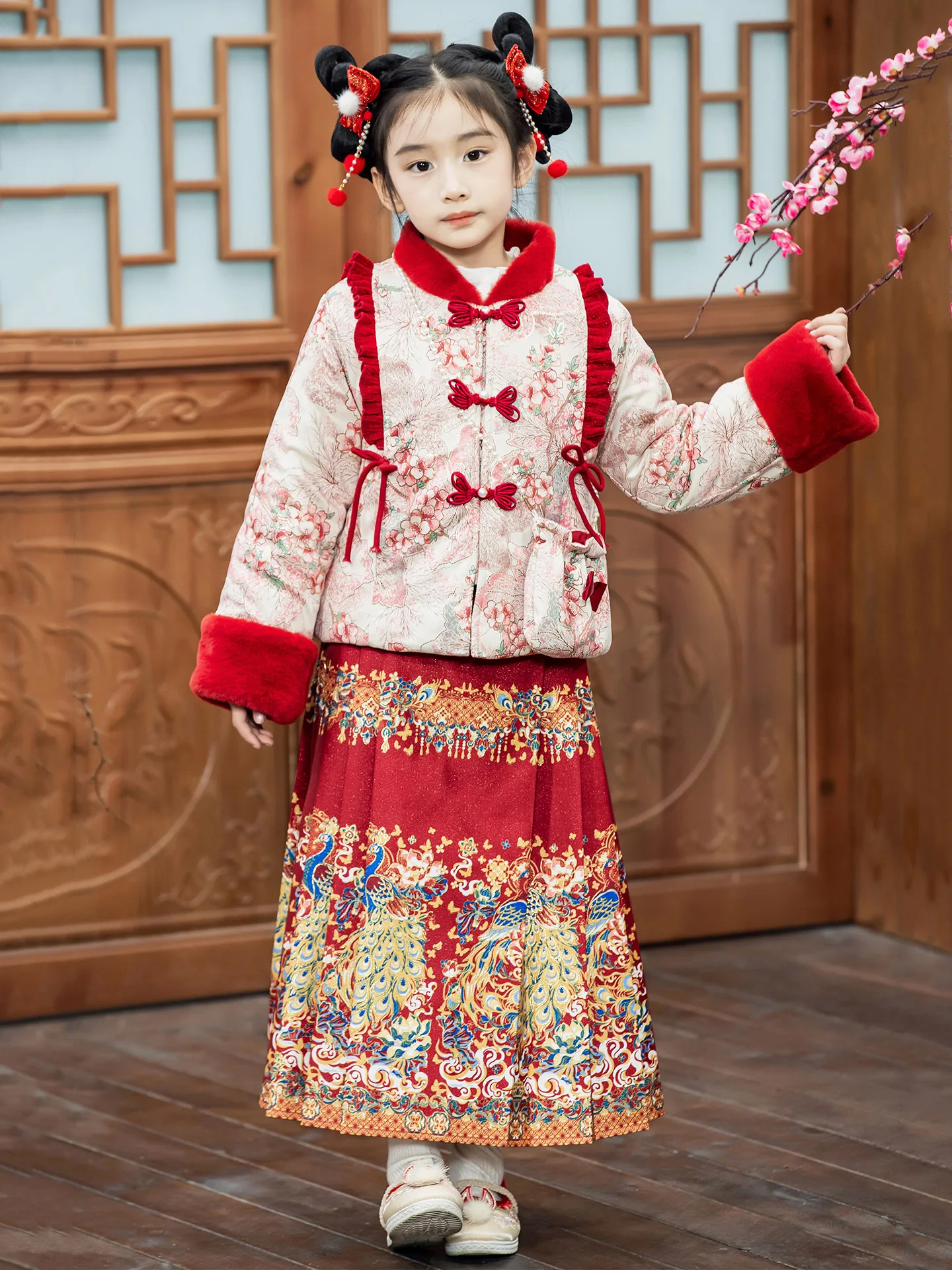 

Thiened Winter Set for Girls 2025 New Sle Chinese Hanfu Traditional Costume Plant Floral Patterned Student School orm