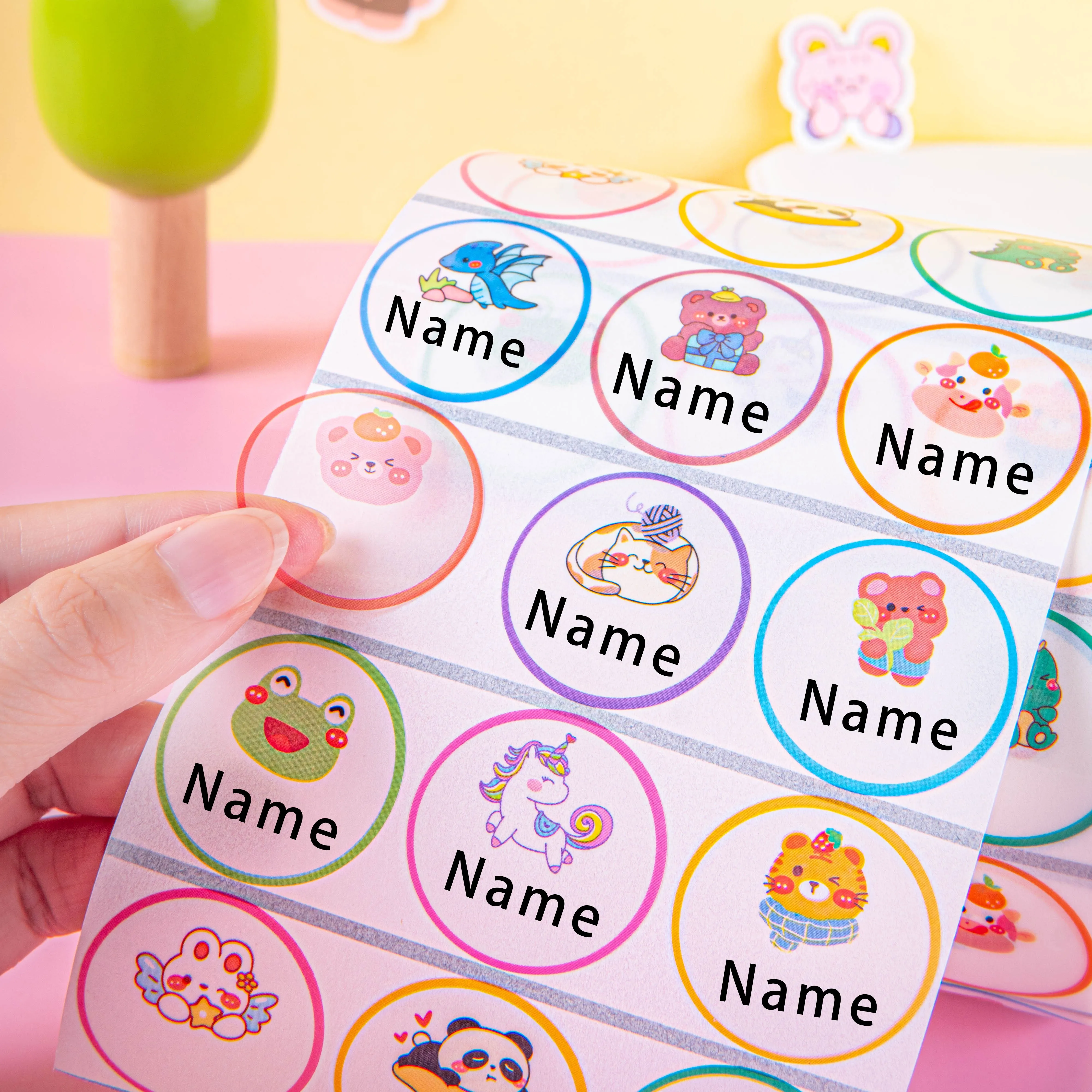 

Customized Eco-Friendly Waterproof Name Stickers Animal Designs - Durable Kids School Stationery Labels & Gift Tags for Students