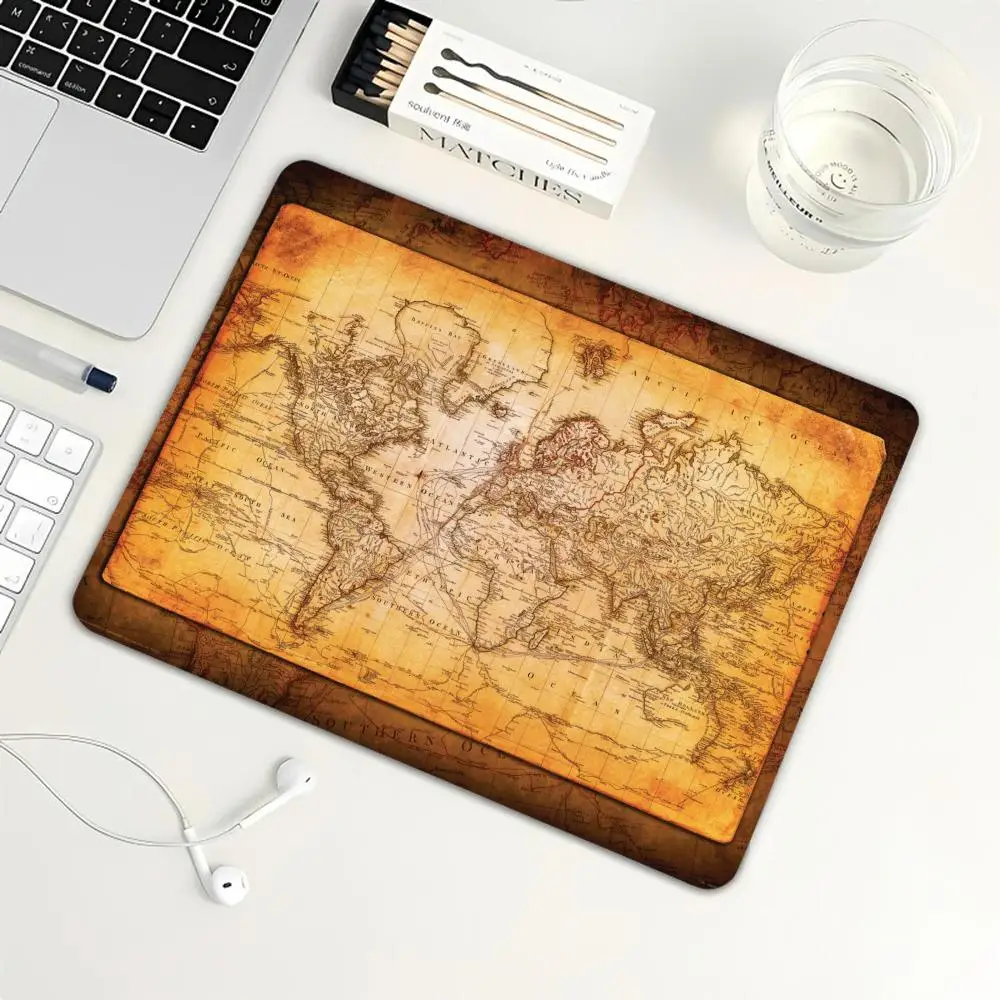 18x22cm Small-sized Gaming Mouse Pad, Yellow Background Map Style Design, Laptop Office Mat, Suitable for Office and Home Use