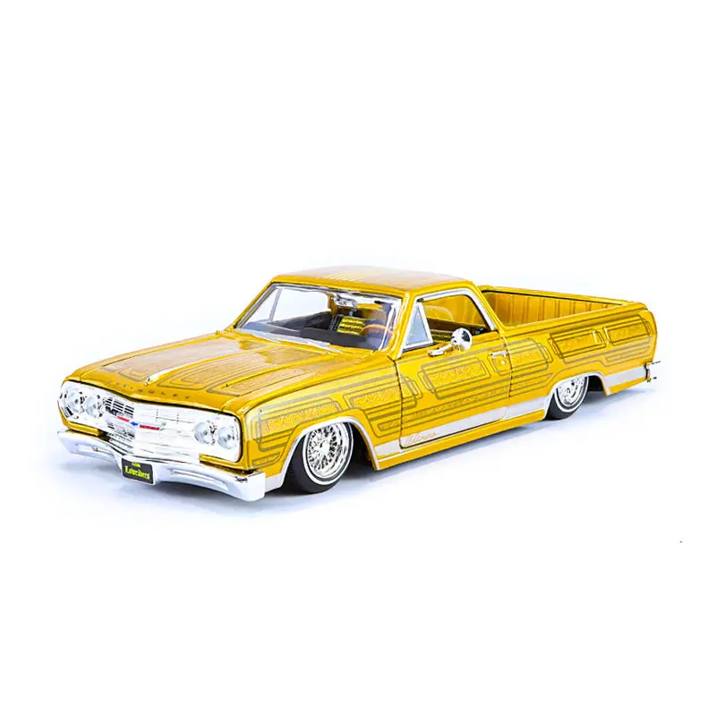 Maisto 1:25 Chevrolet EL Camino 1965 Alloy Car Diecasts & Vehicles Car Model Miniature Scale Model Car For Collection Gift