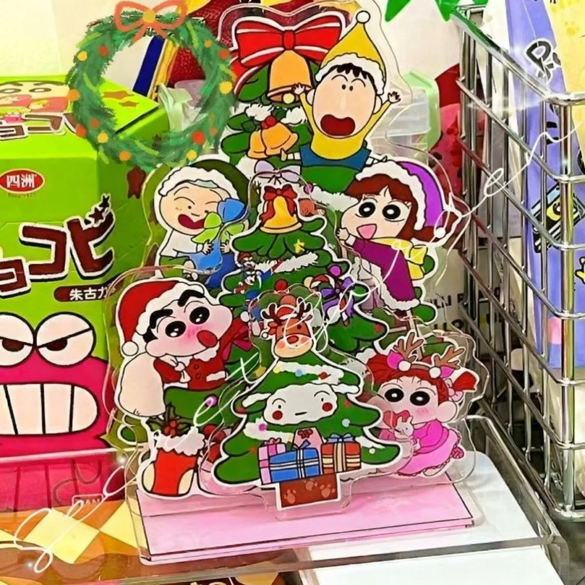 هدية الكريسماس ثلاثية الأبعاد تلوين شينشان الاكريليك زخرفة لطيف حامل سطح المكتب الديكور للأطفال 2025