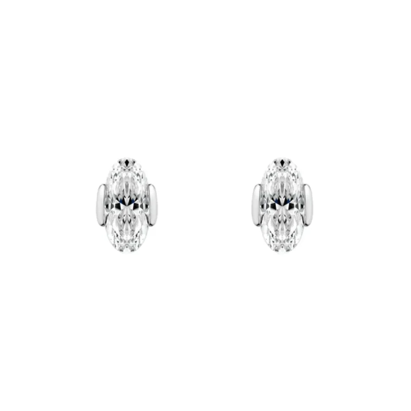 

BELLUX 925 Sterling Silver Gold Plated Oval Clear Synthetic Zirconia Shiny Diamond Stud Earrings Classic Earrings