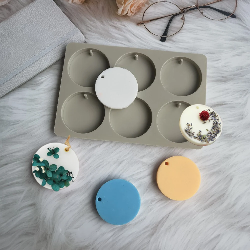 DIY Clay Aromatherapy Tablets Silicone Molds 6 Holes Crafts Hanging Ornaments Wax Molds Circular Soap Candle Mold Accessories