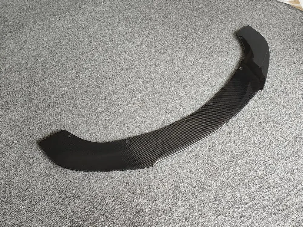 

Suitable for Bentley Continental GT modification accessories, V8S style carbon fiber front bumper lip, car tools