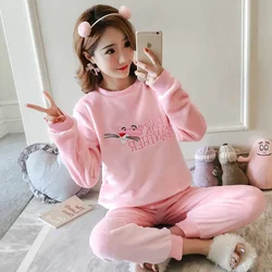 Thickened Warm Sleepwear for Winter Flannel Round Neck Student Nightwear Loungewear Set Ladies Pajamas Long Sleeves Cat Print