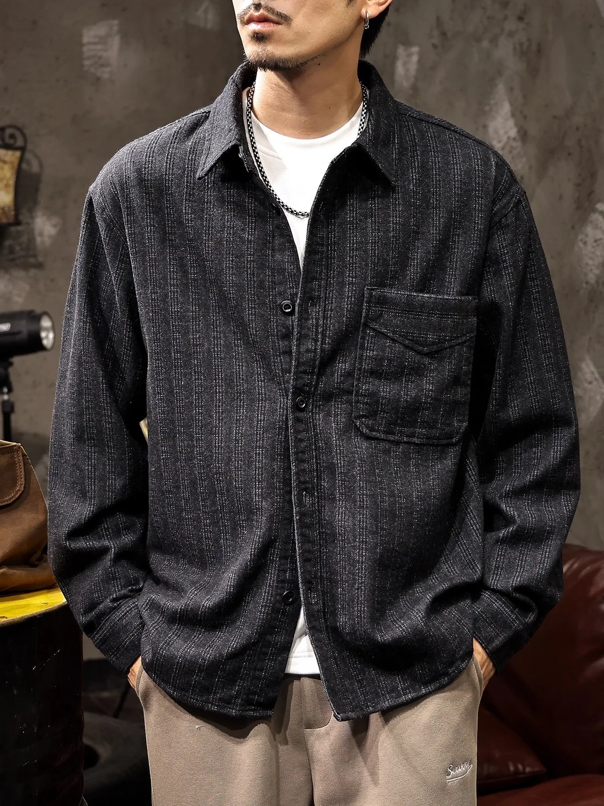 

Loose Fit Long Sve American Retro irt Men's Autumn Winter Faion Brand Haome Striped Open Cardigan Outerwear