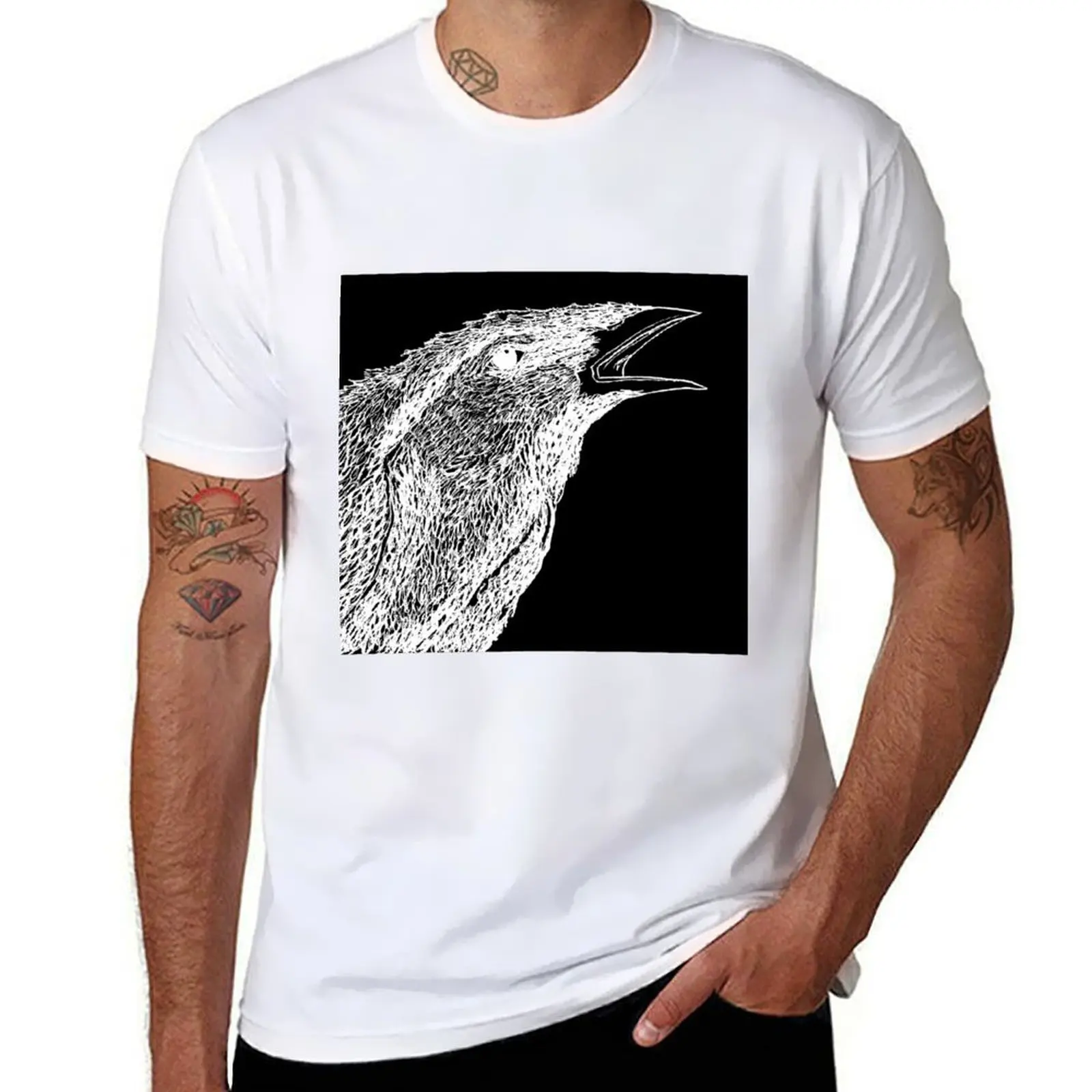 

corbeau blanc sur fond noir T-Shirt man t shirt cotton high quality t shirts for man graphic tees T-Shirt