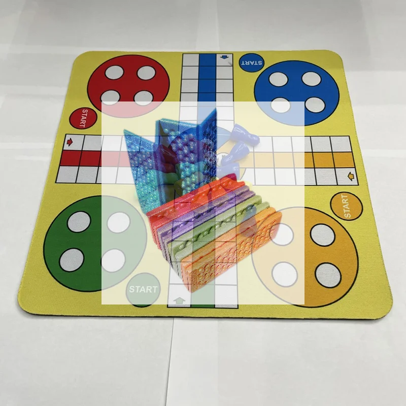 

Набор для игры в Лудо (24 см) с пластиковой доской и ковриком для мыши, детская настольная игра для дома