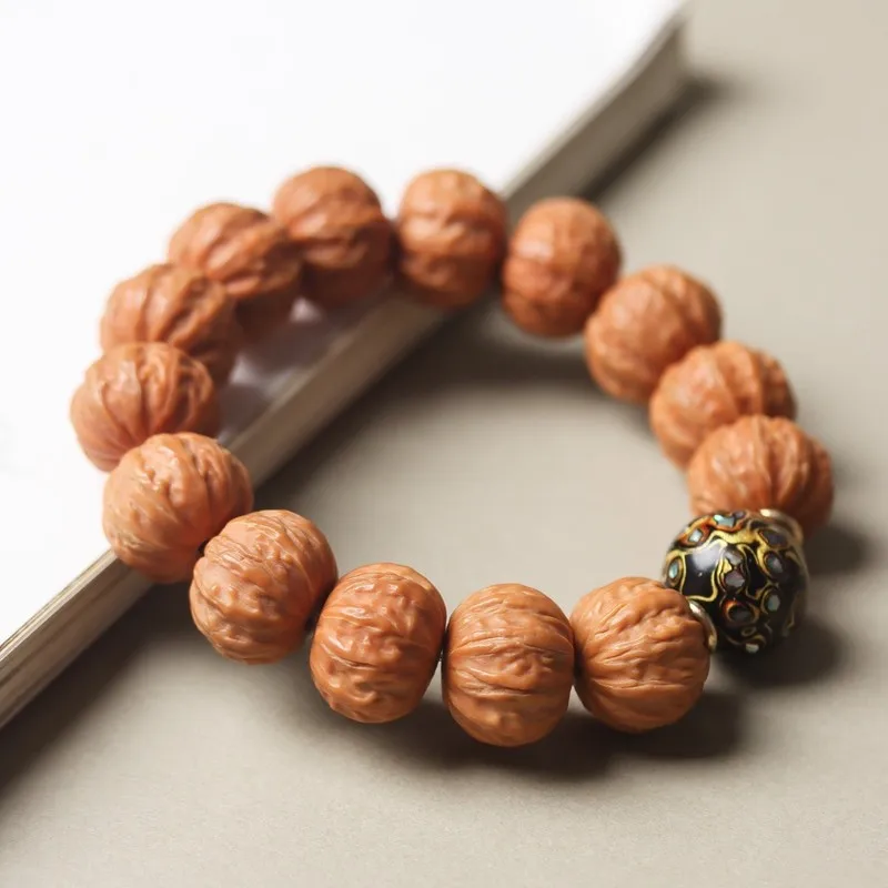 Jingbaleng monkey-head bracelet, carved with thick veins and short nodes, made of premium shark-back walnut, original seed, coll