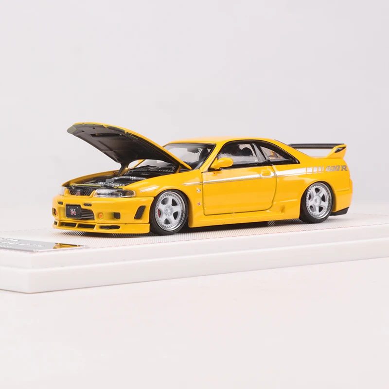 Focal Horizon 1/64 Nismo GT-R 400R R33 Yellow Alloy Model Car Can Open The Hood